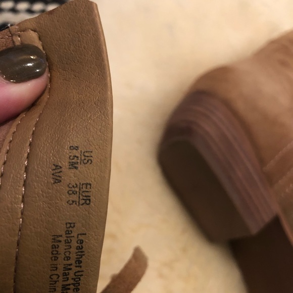 New leather Sam Edelman booties. Size 8.5 - Picture 7 of 7